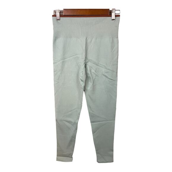 Outdoor Voices Seamless Rib 7/8 Legging in Storm Size M‎ NWT - Picture 2 of 10